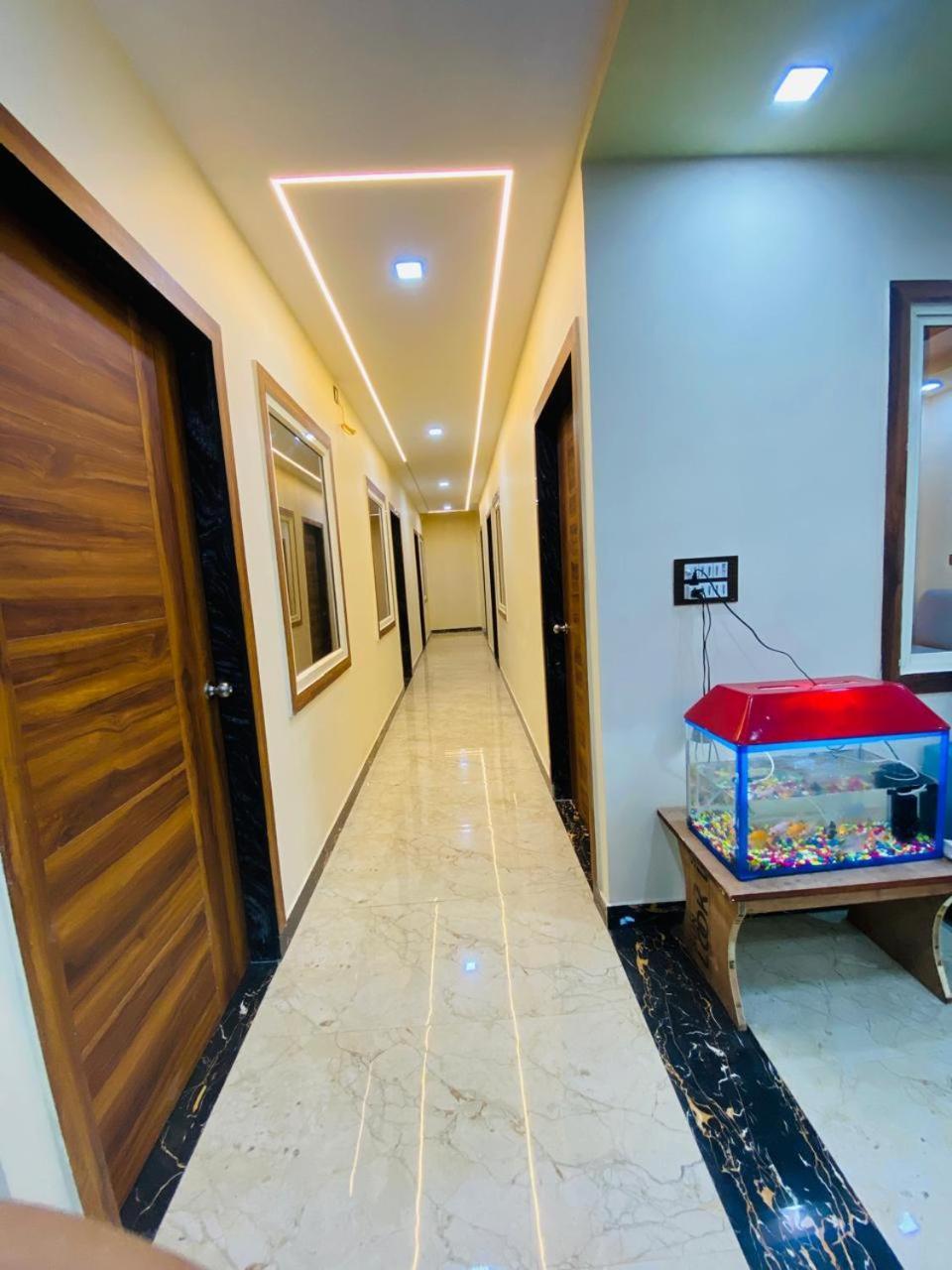 Ys Taj Hotel - Agra מראה חיצוני תמונה