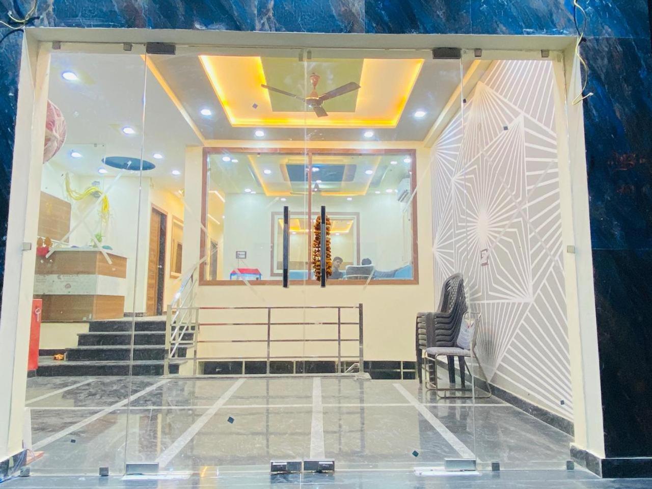 Ys Taj Hotel - Agra מראה חיצוני תמונה