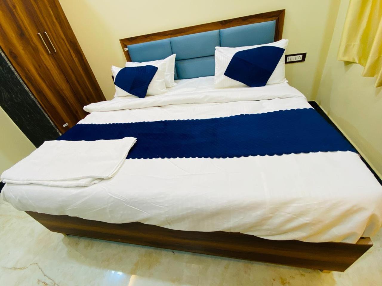 Ys Taj Hotel - Agra מראה חיצוני תמונה